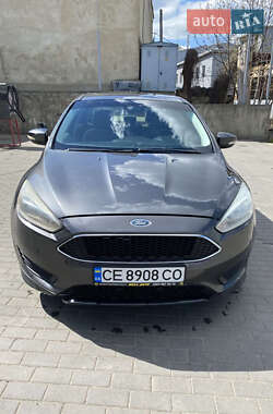 Седан Ford Focus 2015 в 