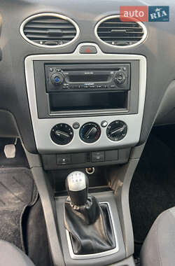 Универсал Ford Focus 2005 в 