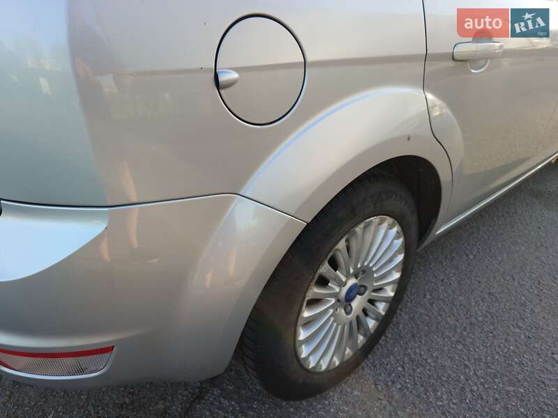 Хэтчбек Ford Focus 2009 в Ивано-Франковске