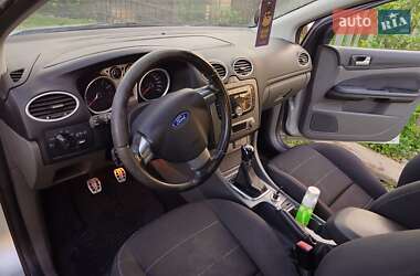 Хэтчбек Ford Focus 2009 в 