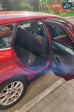 Универсал Ford Focus 2011 в 