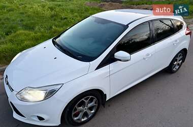 Хетчбек Ford Focus 2014 в 