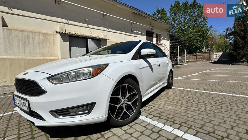 Седан Ford Focus 2015 в Львове