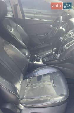 Седан Ford Focus 2013 в 