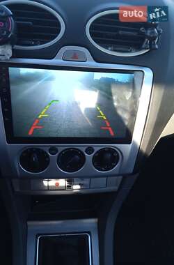Хэтчбек Ford Focus 2008 в 