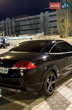 Кабриолет Ford Focus 2008 в 