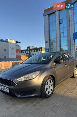 Седан Ford Focus 2016 в 