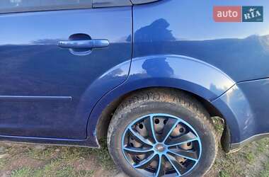 Хэтчбек Ford Focus 2007 в 