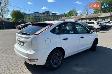 Хетчбек Ford Focus 2011 в 