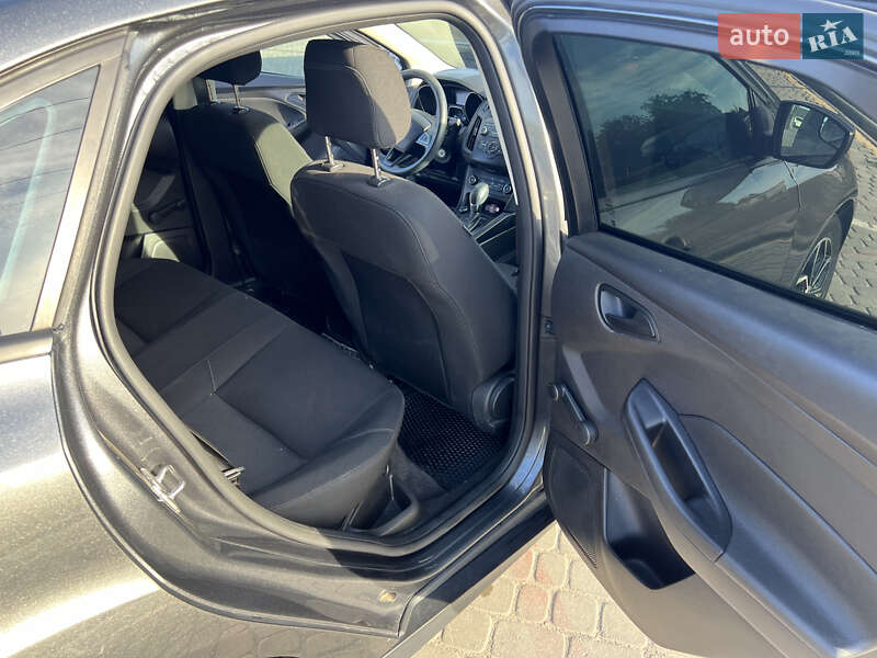 Седан Ford Focus 2017 в Львове