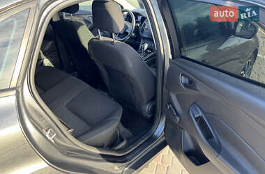 Седан Ford Focus 2017 в 
