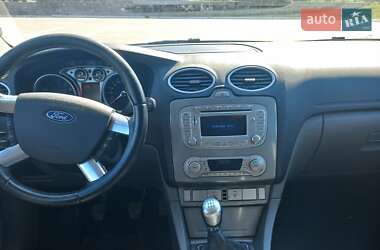 Хетчбек Ford Focus 2008 в 