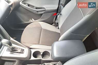 Седан Ford Focus 2014 в 