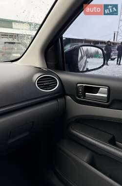 Хэтчбек Ford Focus 2008 в 