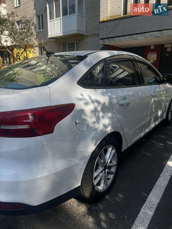 Седан Ford Focus 2017 в Луцке фото 5 Седан Ford Focus 2017 в Луцке