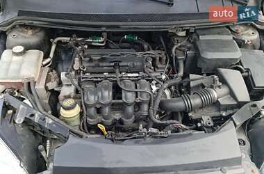 Седан Ford Focus 2006 в 