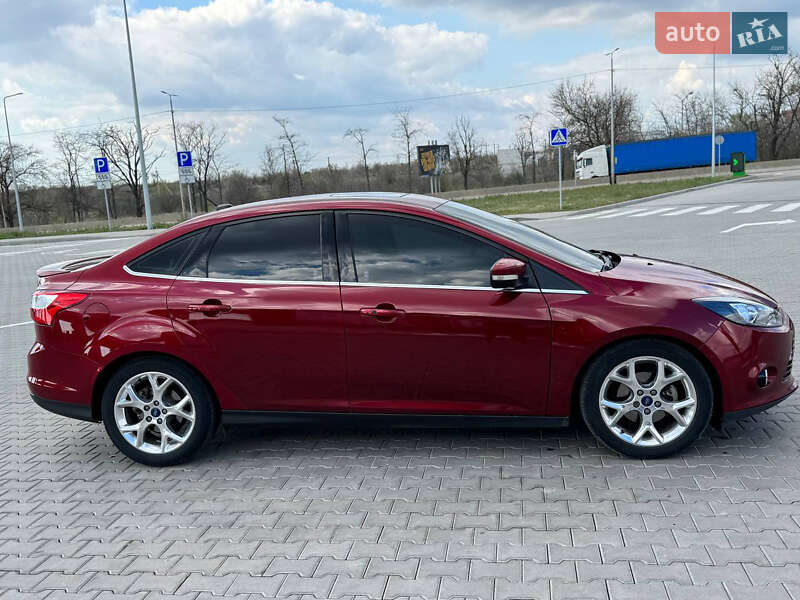 Седан Ford Focus 2014 в Николаеве