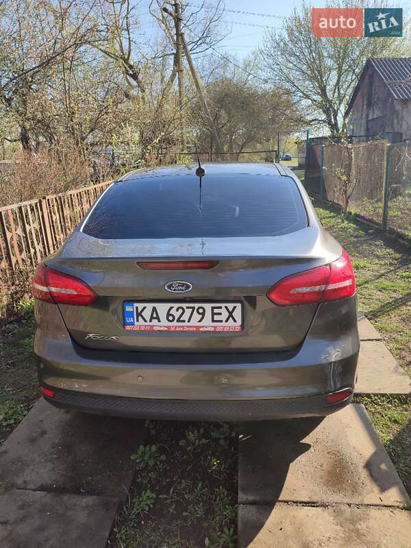 Седан Ford Focus 2017 в Киеве