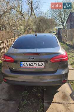 Седан Ford Focus 2017 в 