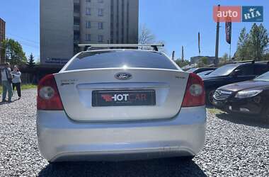 Седан Ford Focus 2010 в 