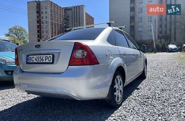 Седан Ford Focus 2010 в 