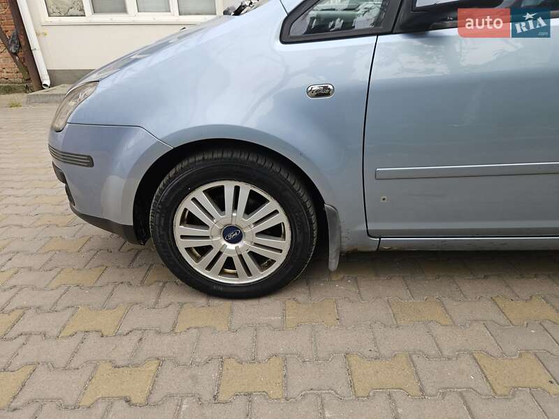 Универсал Ford Focus 2004 в Киеве фото 6 Универсал Ford Focus 2004 в Киеве