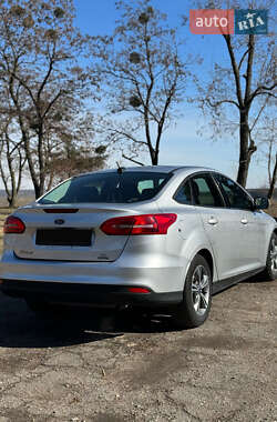 Седан Ford Focus 2017 в 