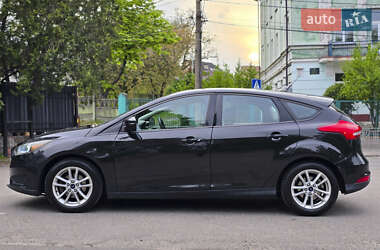 Хэтчбек Ford Focus 2015 в 