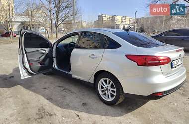 Седан Ford Focus 2018 в 