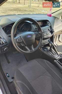 Седан Ford Focus 2018 в 