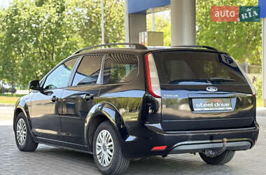 Универсал Ford Focus 2010 в 