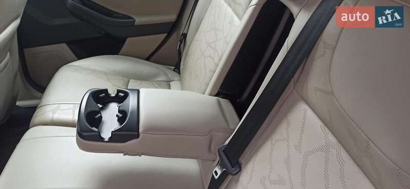 Хэтчбек Ford Focus 2013 в Умани