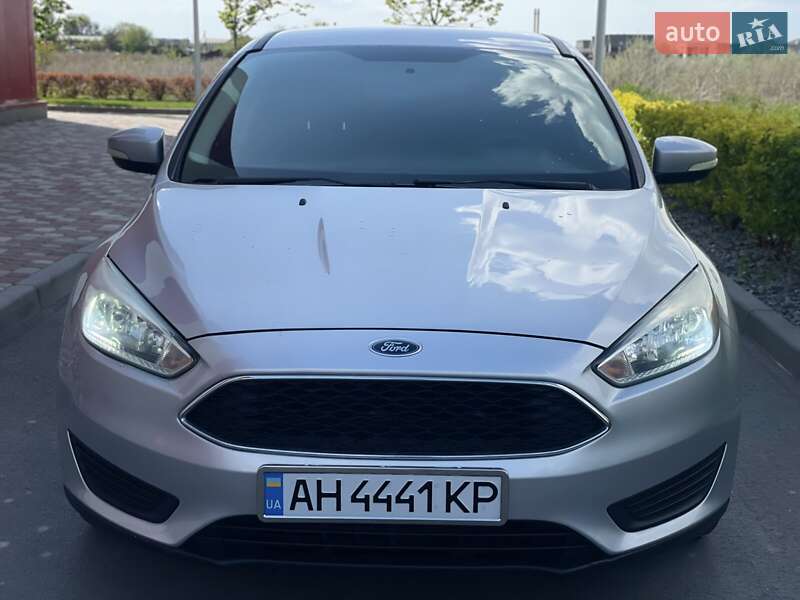 Седан Ford Focus 2015 в Дніпрі