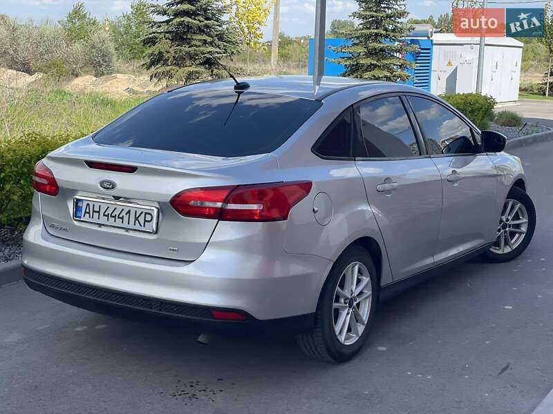 Седан Ford Focus 2015 в Дніпрі