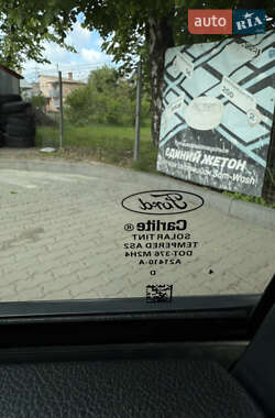 Седан Ford Focus 2014 в 