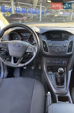 Седан Ford Focus 2018 в 