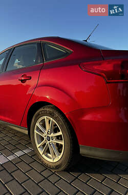 Седан Ford Focus 2016 в 