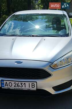 Седан Ford Focus 2017 в Ужгороді