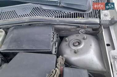 Седан Ford Focus 2003 в 