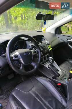 Хэтчбек Ford Focus 2014 в 