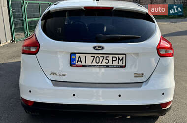 Хэтчбек Ford Focus 2016 в 