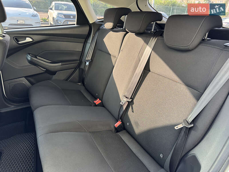 Хэтчбек Ford Focus 2016 в Борисполе
