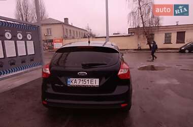 Хэтчбек Ford Focus 2013 в 
