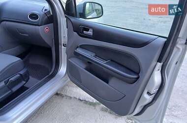 Універсал Ford Focus 2010 в 