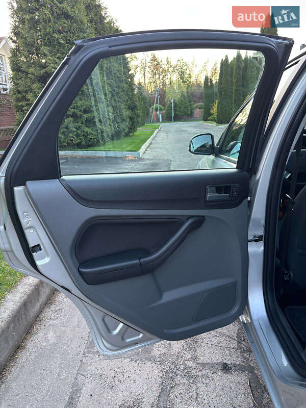 Хетчбек Ford Focus 2009 в Києві