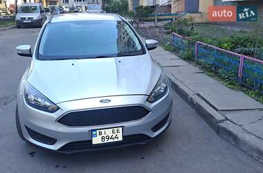 Хэтчбек Ford Focus 2015 в Кременчуге