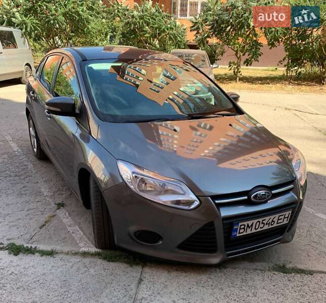 Седан Ford Focus 2014 в 
