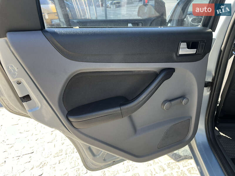 Седан Ford Focus 2010 в Днепре