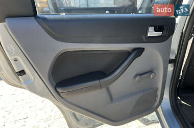 Седан Ford Focus 2010 в 