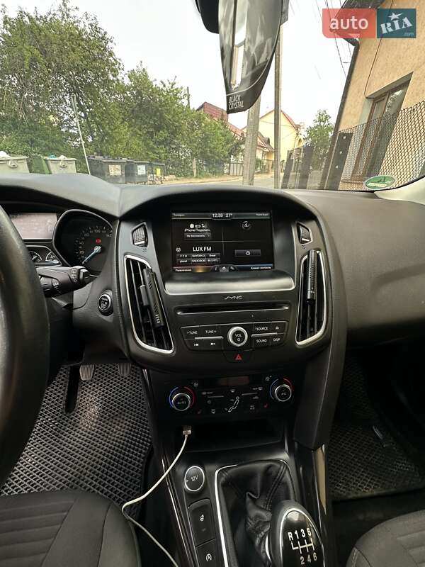 Универсал Ford Focus 2015 в Черновцах